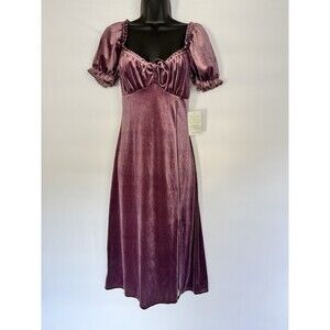 All in Favor Puff Sleeve Velvet Midi Dress Plum Purple Size S Short Sleeves Soft